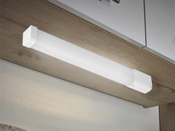 LED Linearleuchte mit Steckdose 15W / IP44 / 600 / CCT - LNL7621/WHE 3