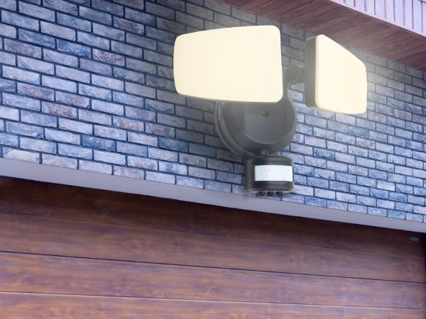 Schwarzer LED-Außenstrahler mit PIR-Sensor 24W/3000K/4000K/6000K - LFX025 2