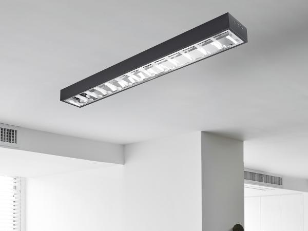 Schwarze Rasteraufbauleuchte für 2 x T8 ( 120cm LED Röhren ) - TL301B